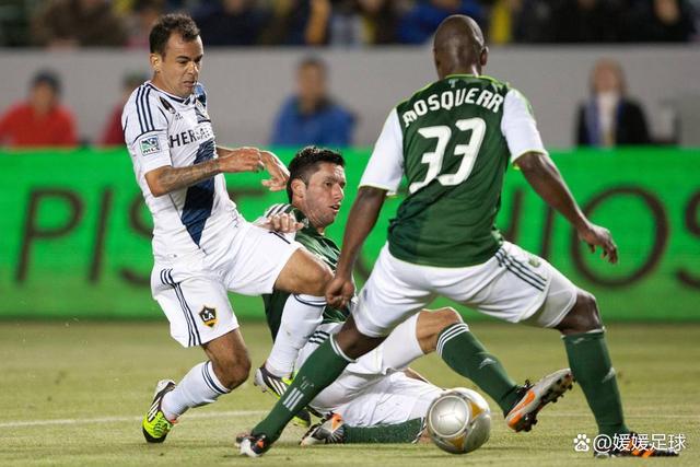 亚博中国官网-杜塞尔多夫客场落败,战绩持续低迷怎么办